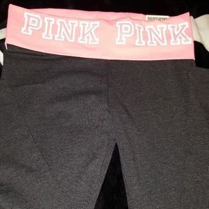SOLD* VS PINK Leggings